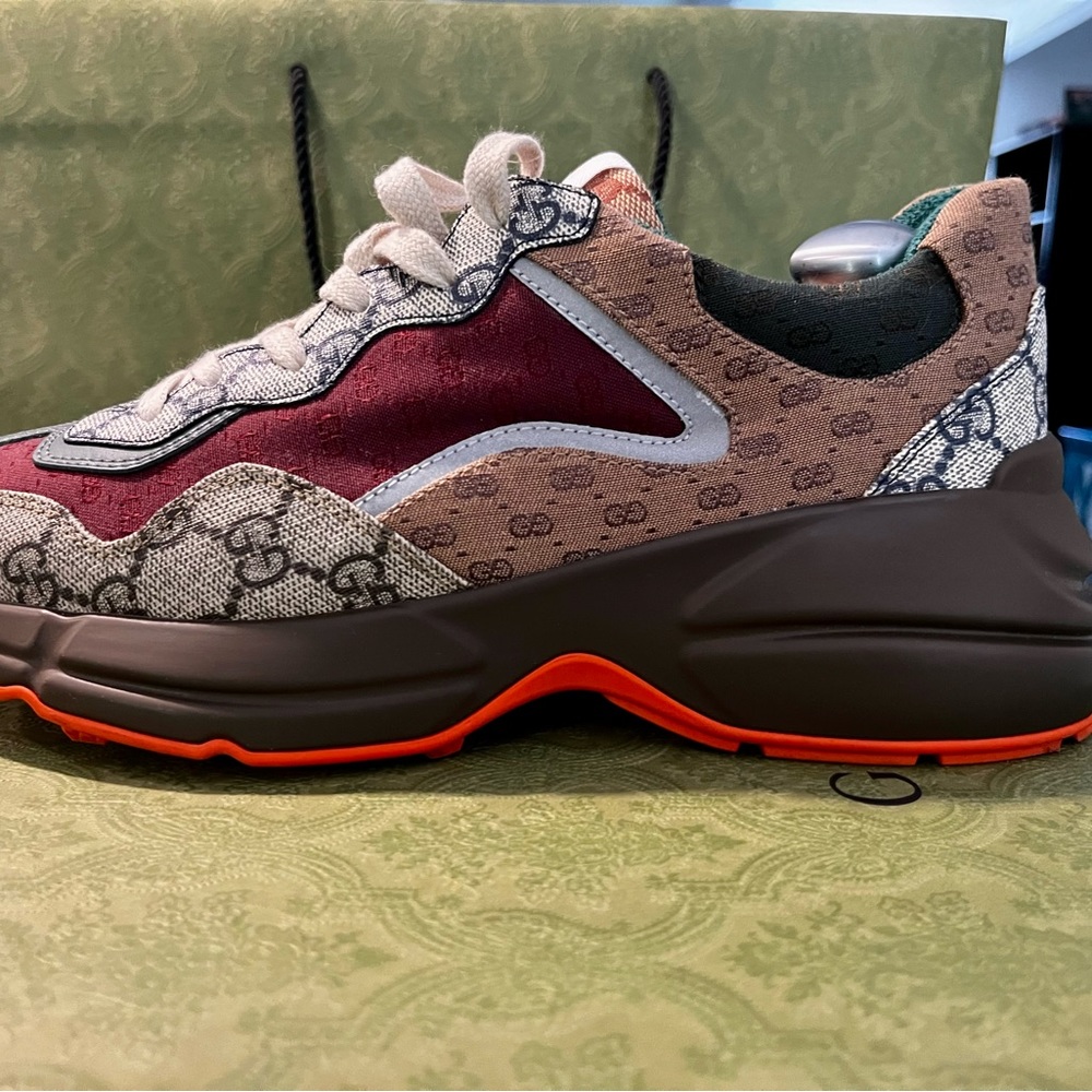 MEN'S GG RHYTON SNEAKER - Worn once - size 7.5 runs big. Box and bags included.